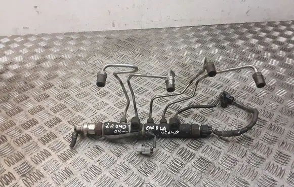 Toyota Corolla Verso E121 Fuel main line pipe 
