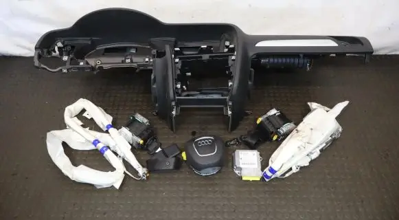 Audi A4 S4 B8 8K Dashboard