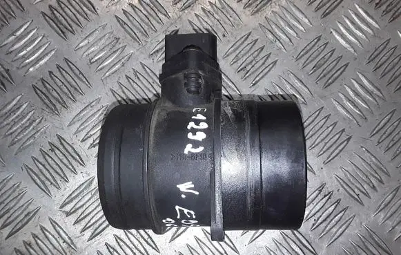 Volkswagen Eos Mass air flow meter 0281002461