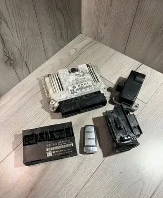 Volkswagen PASSAT B6 Engine ECU kit and lock set 03G906021AN 1039S08879 0281012085