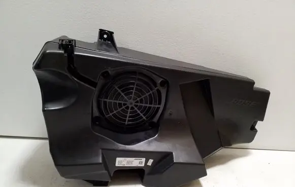 Audi TT TTS Mk2 Subwoofer speaker 8J8035382A