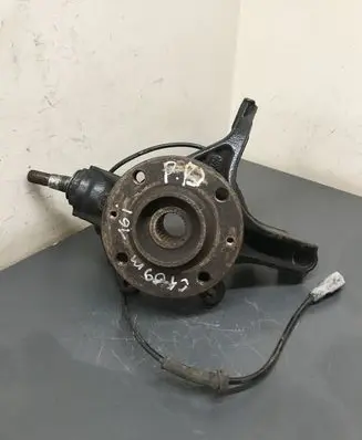 Citroen C4 I Front wheel hub