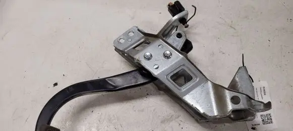 Opel Zafira A Brake pedal