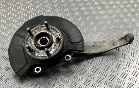 Dodge Durango III Front wheel hub spindle knuckle
