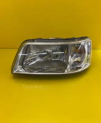 Volkswagen Multivan T5 Headlight/headlamp 7H1941015N
