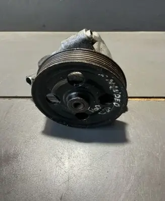 Ford Mondeo MK IV Power steering pump 6G913A696CD 95303070 B4911041925