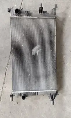 Renault Megane III Coolant radiator