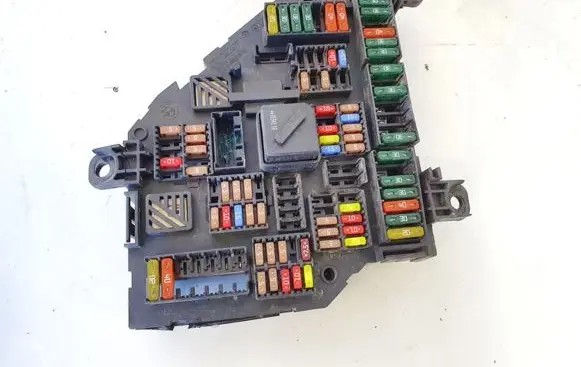 BMW 5 GT F07 Fuse box set 923442301 2-1703345-2f