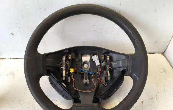 Opel Vivaro Steering wheel 91165500 820000297