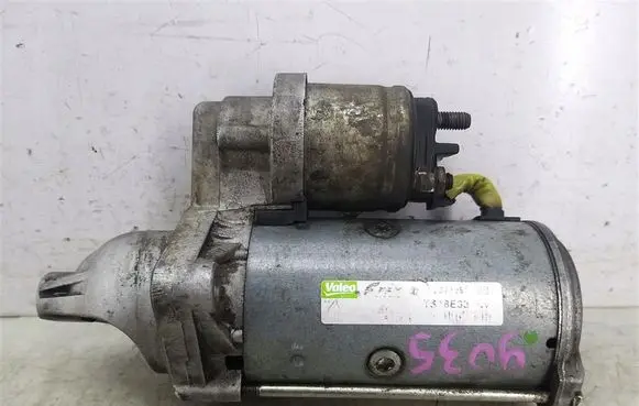 Opel Astra H Starter motor 