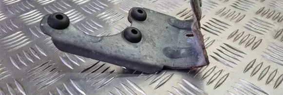 Volvo S70 V70 V70 XC ABS pump bracket 
