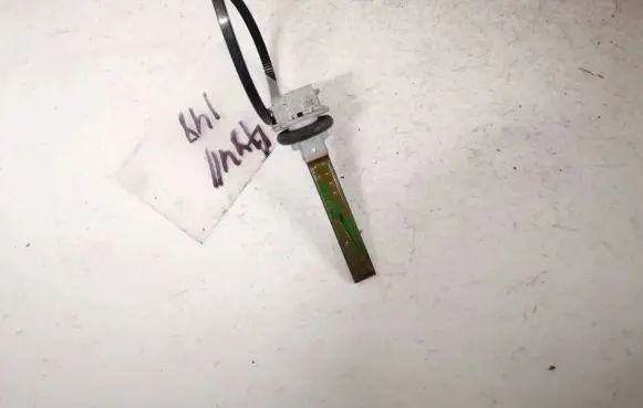 Volkswagen Golf V Interior temperature sensor 4b0820539