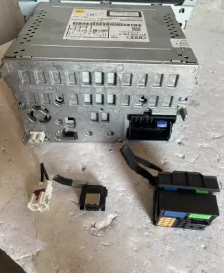 Audi A4 S4 B8 8K Sound system wiring loom 8T1035186P