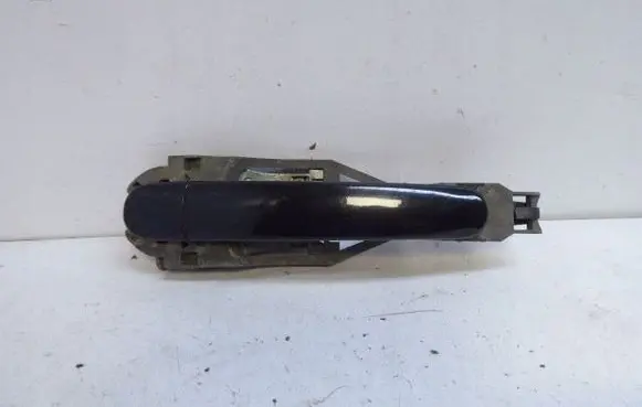 Volkswagen PASSAT B5 Front door coupe exterior handle/bracket 3B0837885