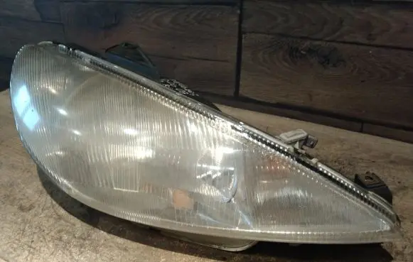 Peugeot 206 Headlight/headlamp