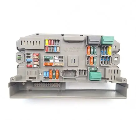 BMW X6 E71 Fuse module 6931690 B010107400 BJ2R732620
