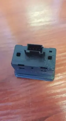 BMW 7 E38 Electric window control switch 8368974