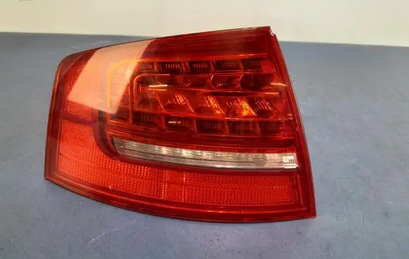 Audi A8 S8 D3 4E Rear/tail lights