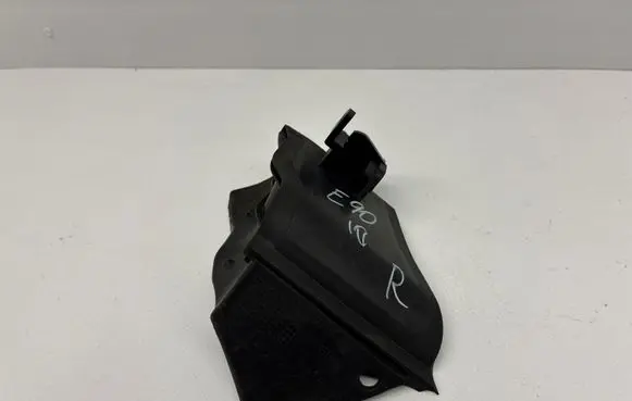 BMW 3 E90 E91 Rain gutter 15677210