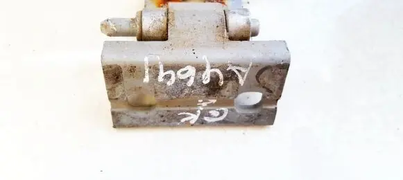 Volvo S80 Rear door lower hinge
