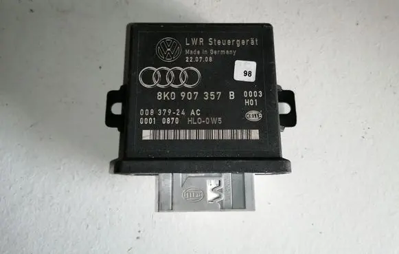Audi A4 S4 B8 8K Light module LCM 8K0907357B