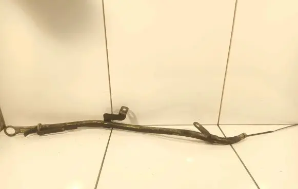 Mitsubishi Pajero Oil level dip stick 