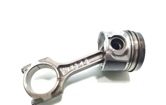 Honda CR-V Piston with connecting rod 