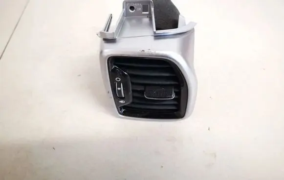KIA Sportage Dashboard side air vent grill/cover trim
