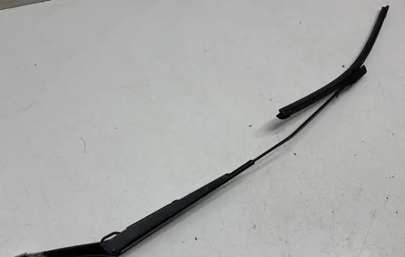 Skoda Octavia Mk3 (5E) Front wiper blade arm 5E1955410