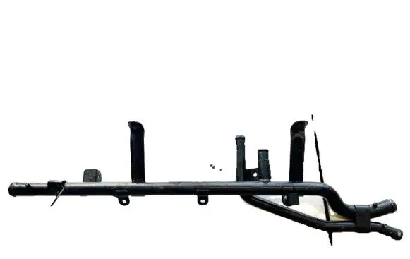 Volkswagen Touareg I Engine coolant pipe/hose