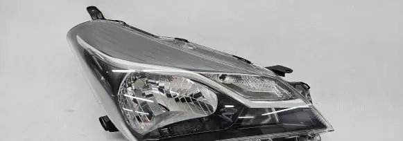 Toyota Yaris Headlight/headlamp