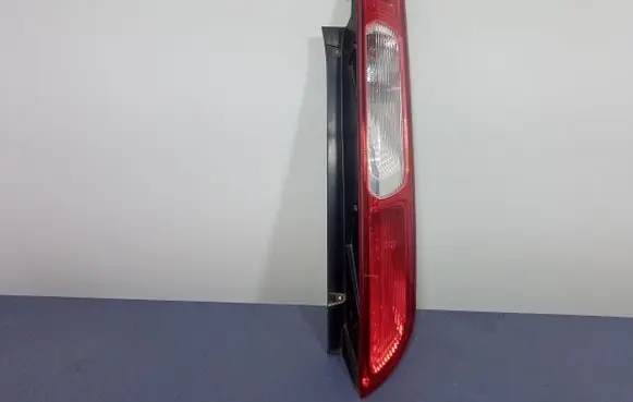 Ford Focus C-MAX Rear/tail lights 4M51-13404-A