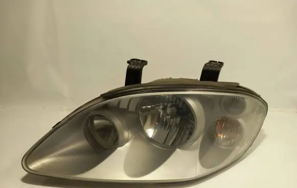 SsangYong Rodius Headlight/headlamp