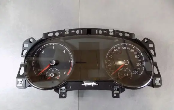 Volkswagen Golf Sportsvan Speedometer (instrument cluster) 517920641A