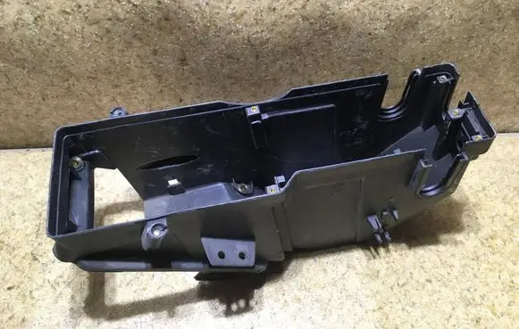 Mercedes-Benz E W124 Fuse box cover 1245400050