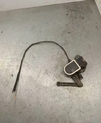 Headlight/headlamp level sensor