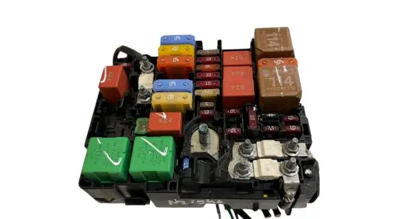 Citroen DS3 Fuse module 9804848580 45063301