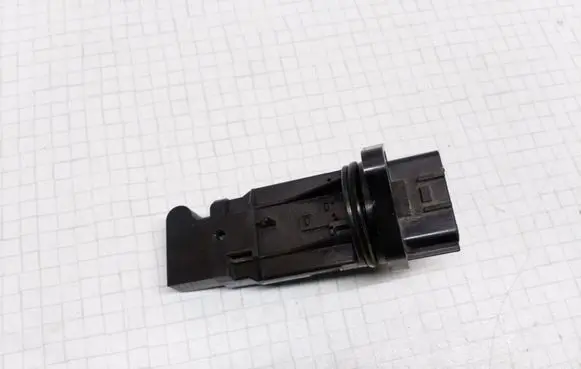 Nissan Maxima Mass air flow meter