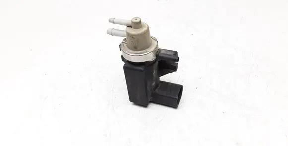 Volkswagen Golf IV Turbo solenoid valve 1J0906627A 72290325