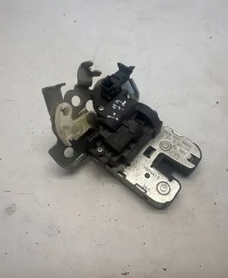 Audi A5 8T 8F Tailgate/trunk/boot lock/catch/latch 8K9827505A