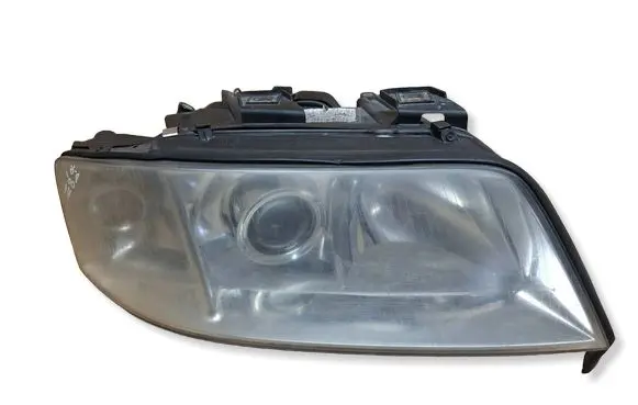 Audi A6 S6 C5 4B Headlight/headlamp 14847400