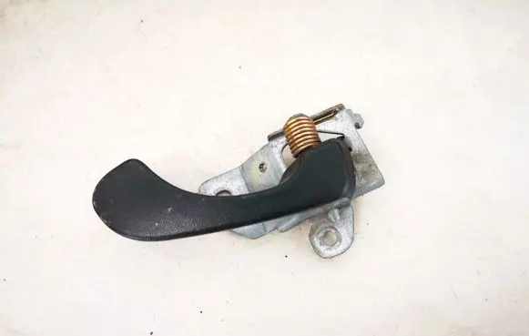 Mitsubishi Carisma Front door interior handle mr138450