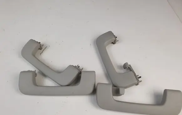 Audi A6 S6 C6 4F A set of handles for the ceiling 