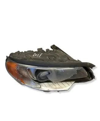 Volvo XC70 Headlight/headlamp 31214348