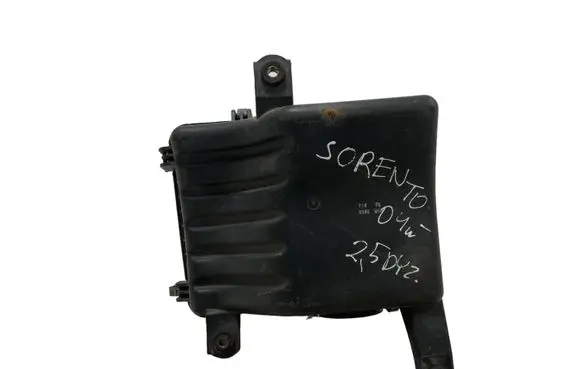 KIA Sorento Air filter box 281103E200