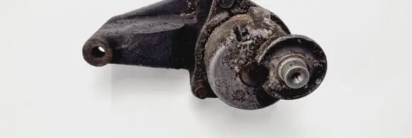 KIA Carnival Generator/alternator belt tensioner 0K55115981B