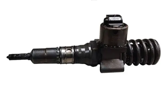 Audi A4 S4 B7 8E 8H Fuel injector 03G130073G 0414720404