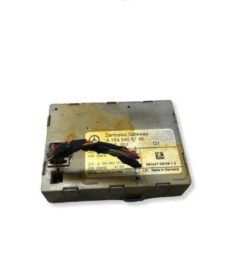 Mercedes-Benz ML W164 Gateway control module A1645406745 A1644451000 A1645404345