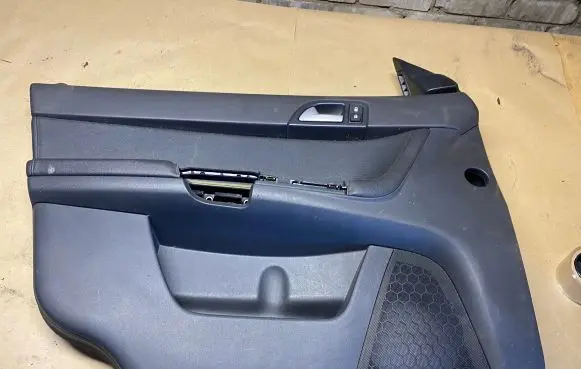 Volvo V50 Front door card panel trim 30755292 8658905