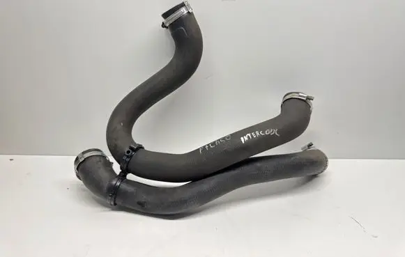 Citroen C4 II Picasso Intercooler hose/pipe 9820100780 9820200680